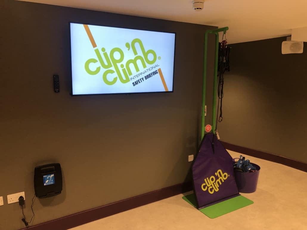 Photo-Clip-n-Climb-safety-message