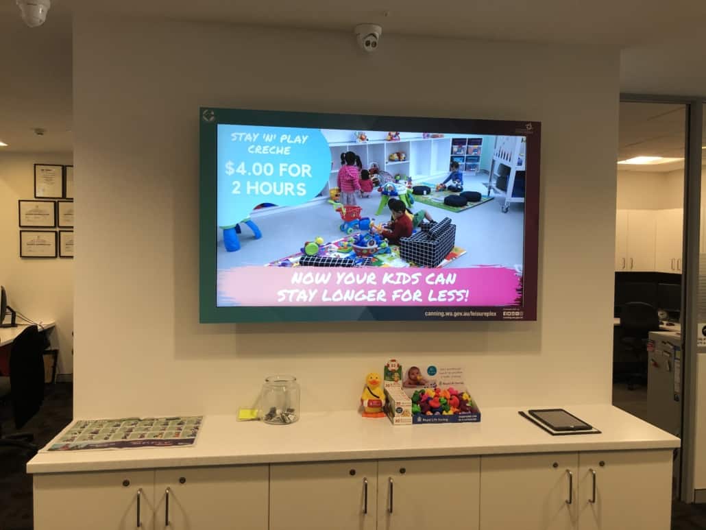 Digital signage can be used to inform studenst and visitors in Education environments including nurseries, schools and universities 
