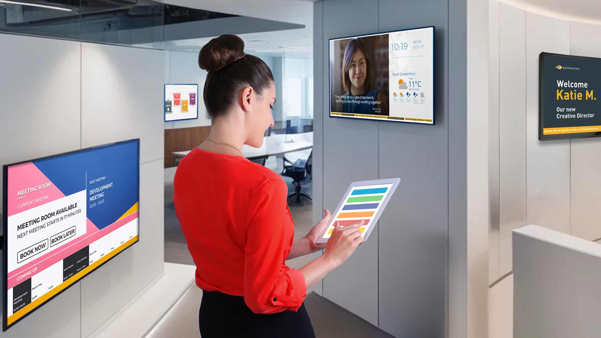 Showing how to update digital signage remotely 